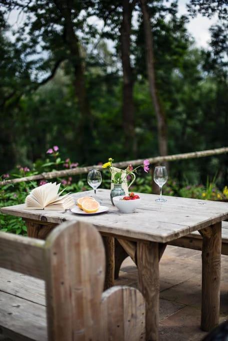 Cabalva Mill Cottage - Very Private And With Views Over The River Wye Clifford Экстерьер фото